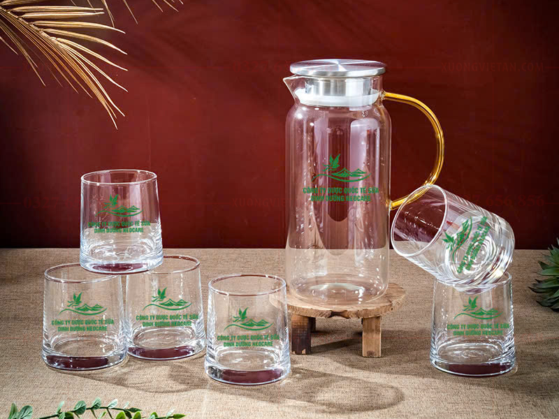 Bộ bình cốc thủy tinh in logo làm quà tặng doanh nghiệp