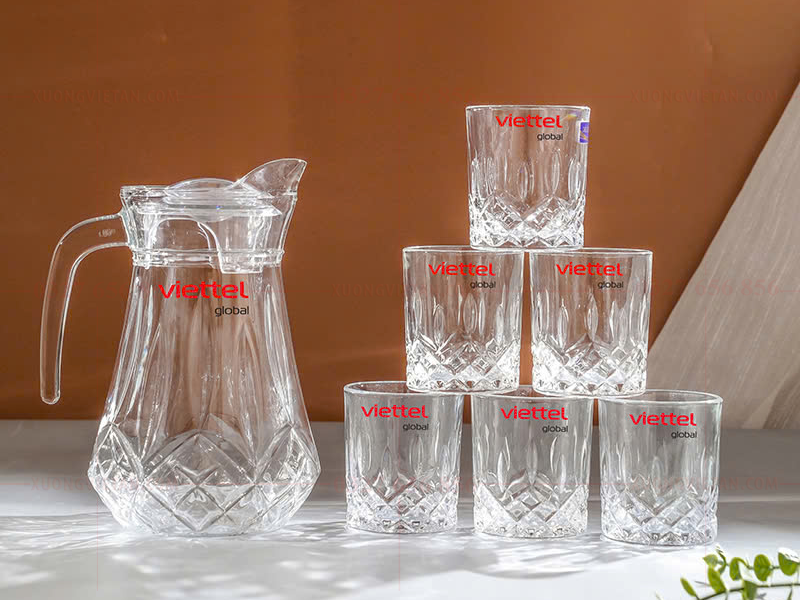 Bộ bình cốc thủy tinh in logo làm quà tặng doanh nghiệp