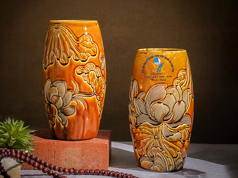 Lọ hoa in logo làm quà tặng doanh nghiệp