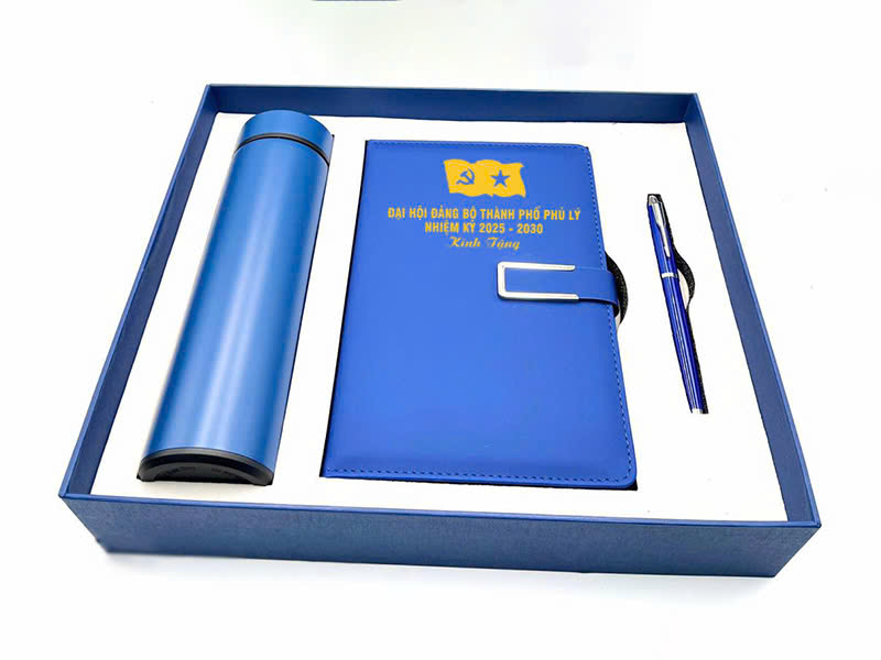 Bộ quà tặng sổ da - bút - bình giữ nhiệt in logo 