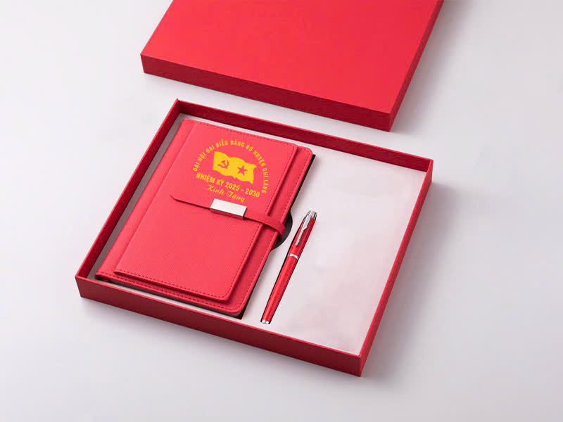 Bộ quà tặng sổ da - bút - bình giữ nhiệt in logo 
